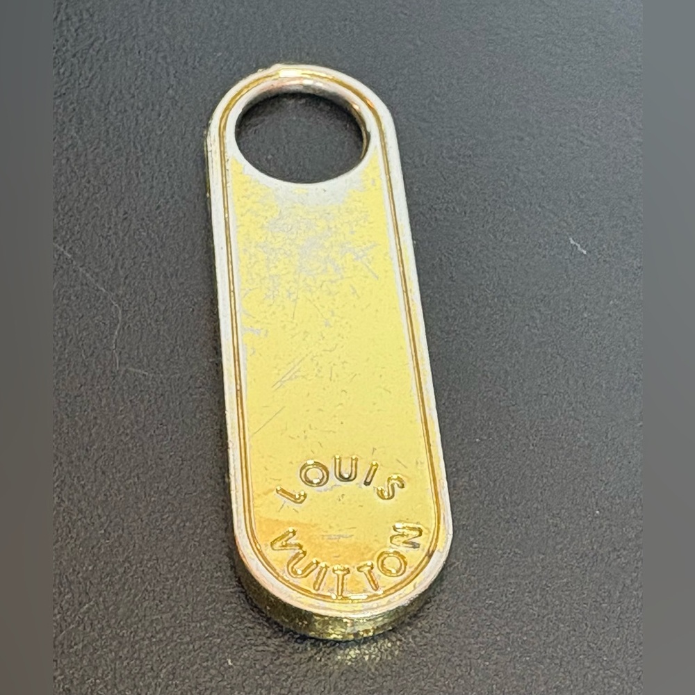 Louis Vuitton replacement Zipper pull